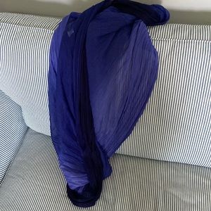 Beautiful Ombré Blue Infinity Scarf